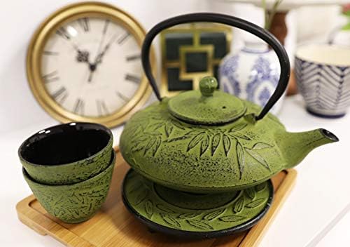 Јапонска зимзелена бамбус шума жолтеникава зелена зелена тешка леано железо чај поставена со тривер и чаши сет служи 2 спакувани во кутија